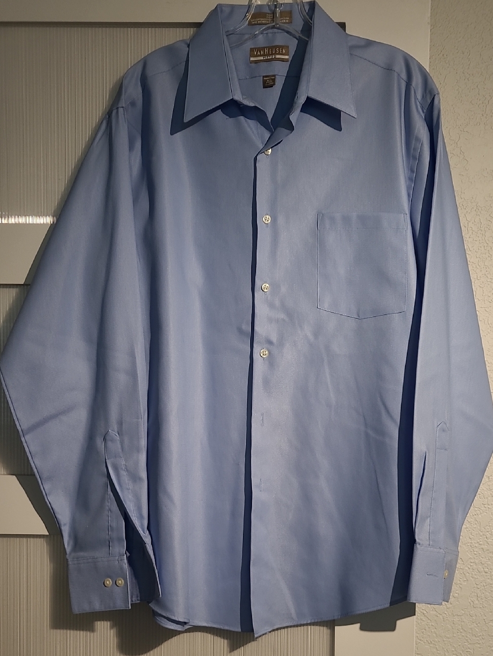 Van Heusen Men’s Light Blue Long-Sleeve Dress Shirt